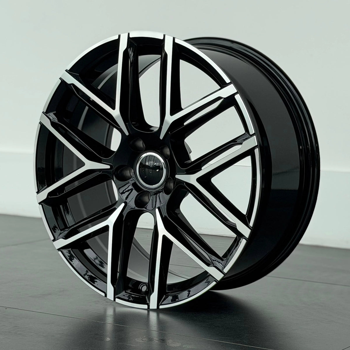 MU48A 19X8.5 5X112 ET32 BLACK MACHINED FACE