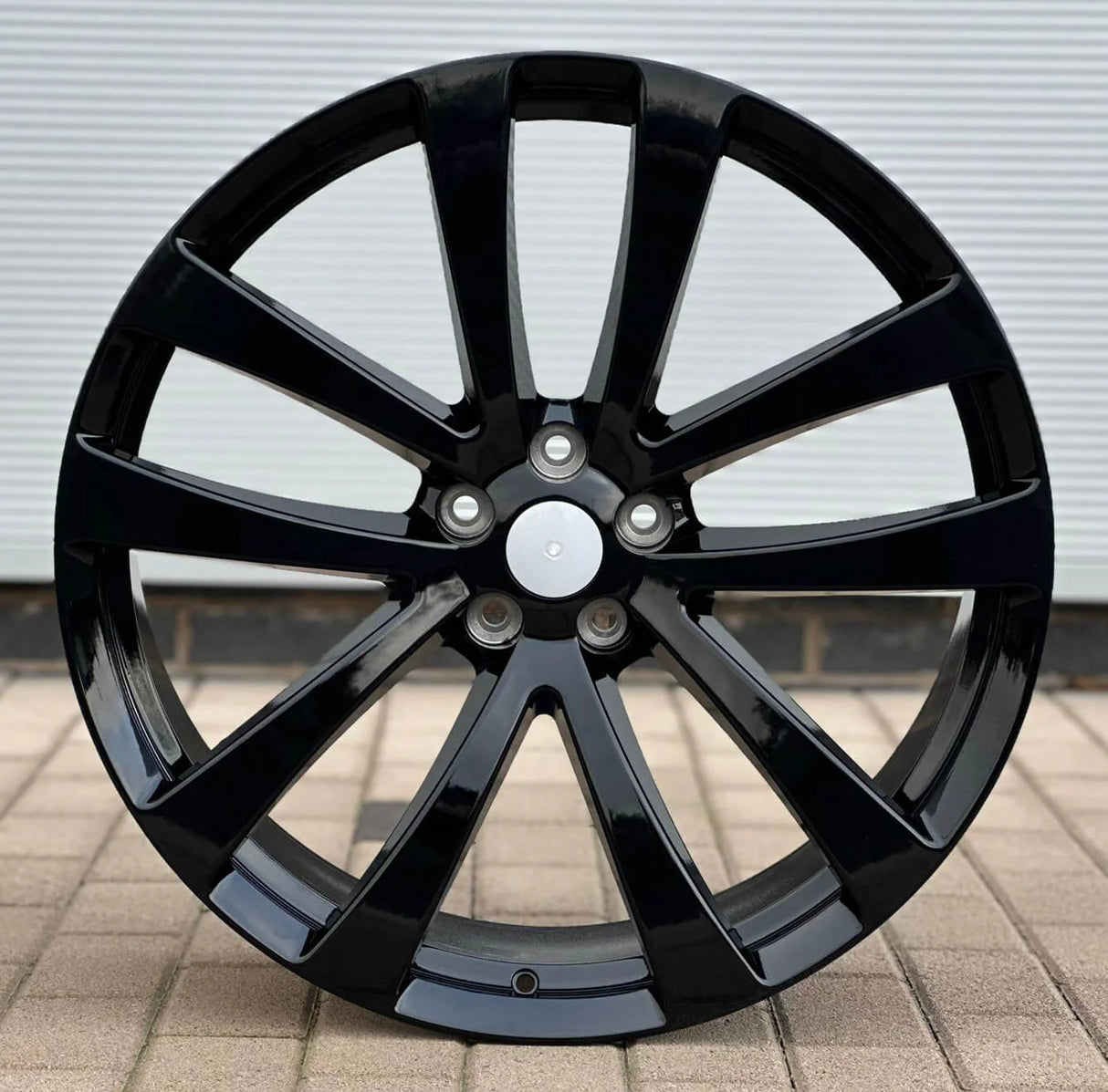MU23L 22X9.5 5X120 ET42.5 GLOSS BLACK
