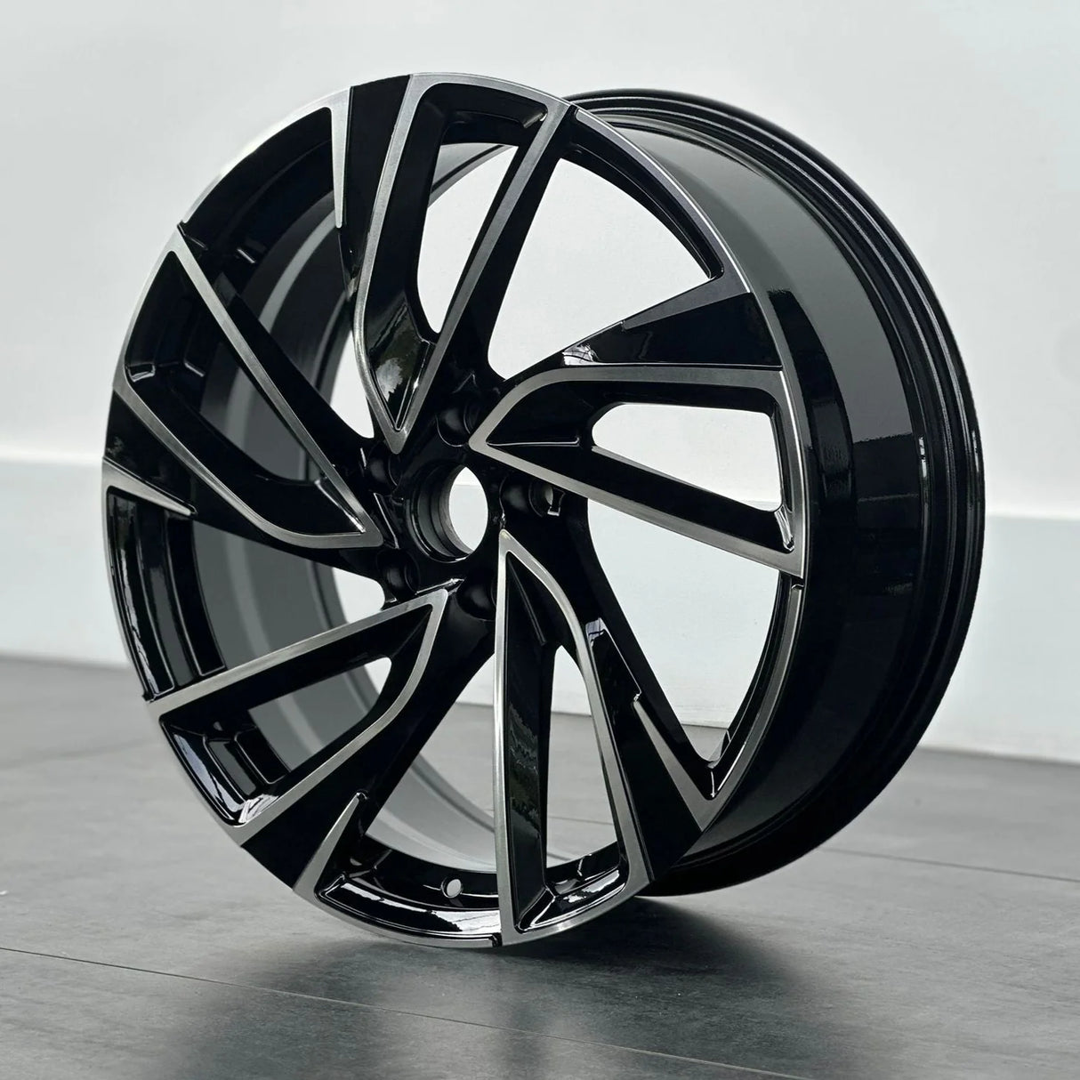 MU17W 17X7 5X100 ET42 BLACK MACHINED FACE