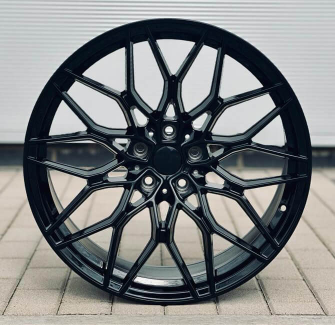 MU22B 20X8.5 5X120 ET35 GLOSS BLACK