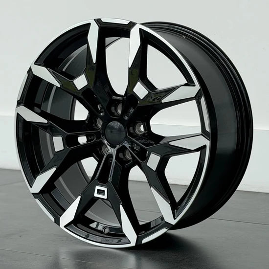 MU34B 19X8.5 5X112 ET40 BLACK MACHINED FACE