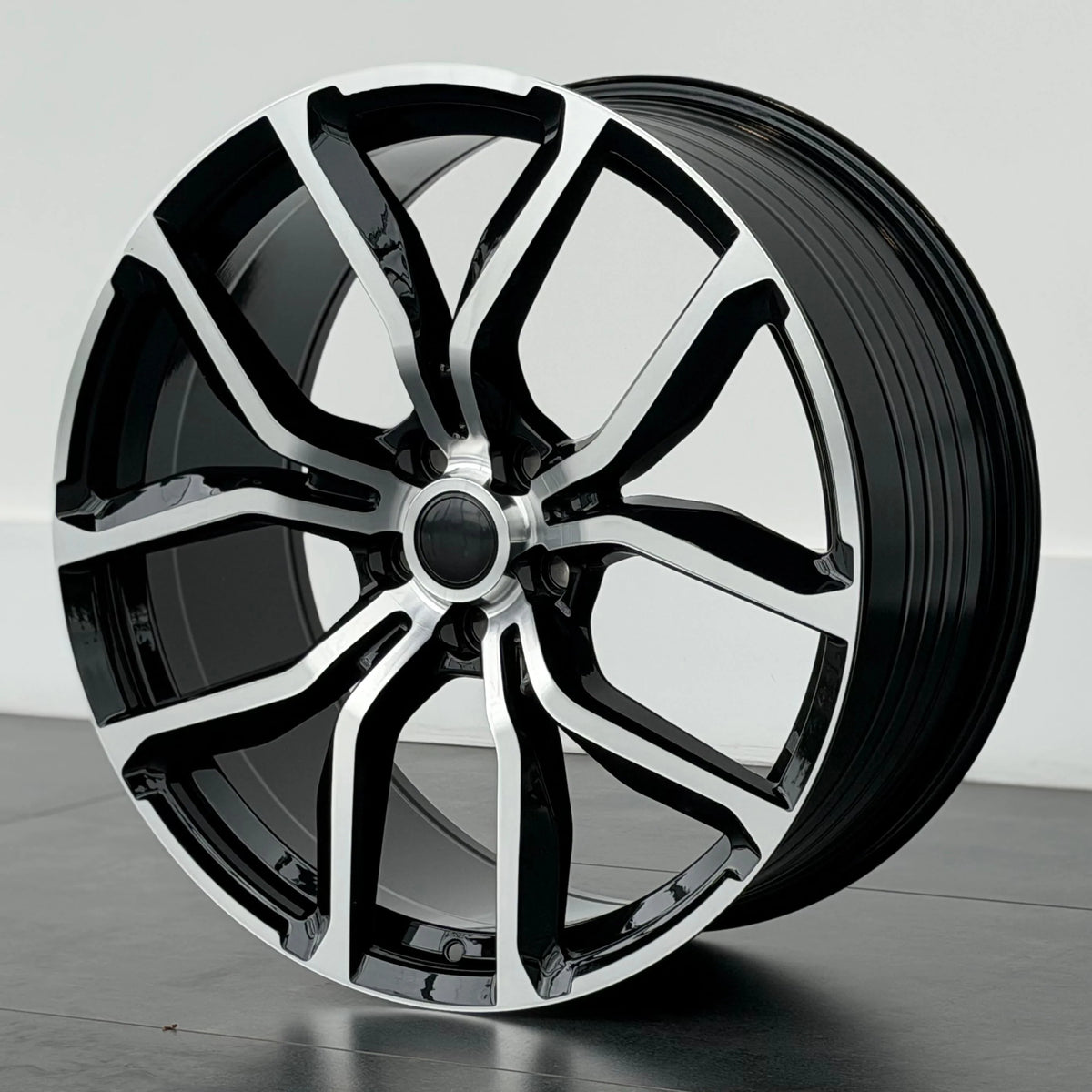 MU6L 22X10 5X120 ET42.5 BLACK MACHINED FACE