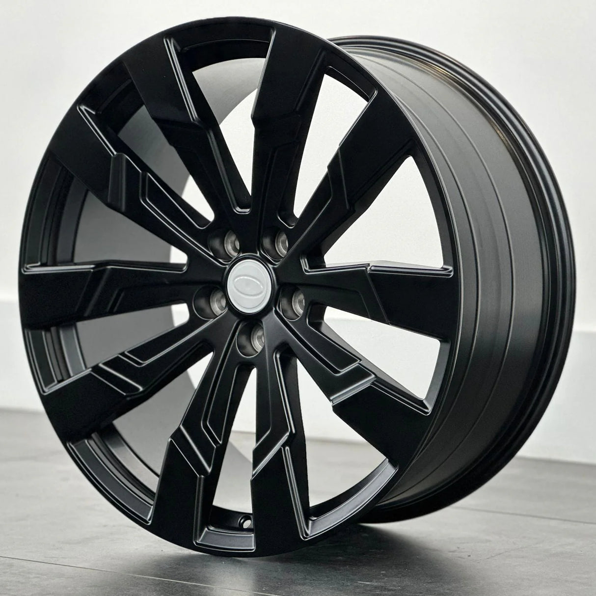 MU20L 22X10 5X120 ET38 SATIN BLACK