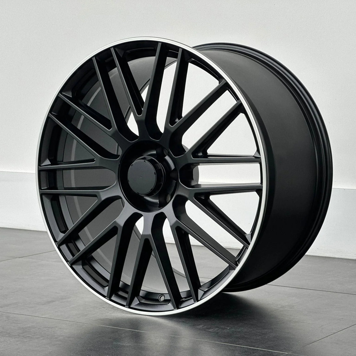 MU01M 19X9.5 5X112 ET40 MATT BLACK POLISHED LIP