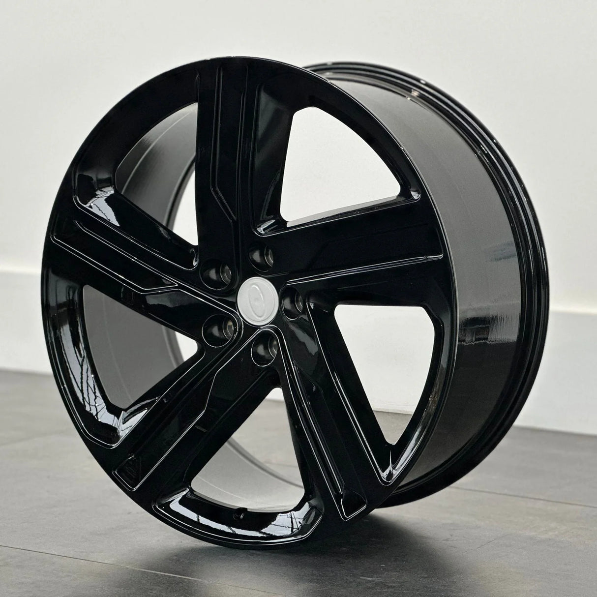 MU25L 22X9.5 5X120 ET40 GLOSS BLACK